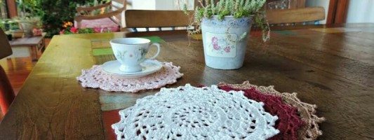 Inspiração – Tapetinho de mesa de crochê